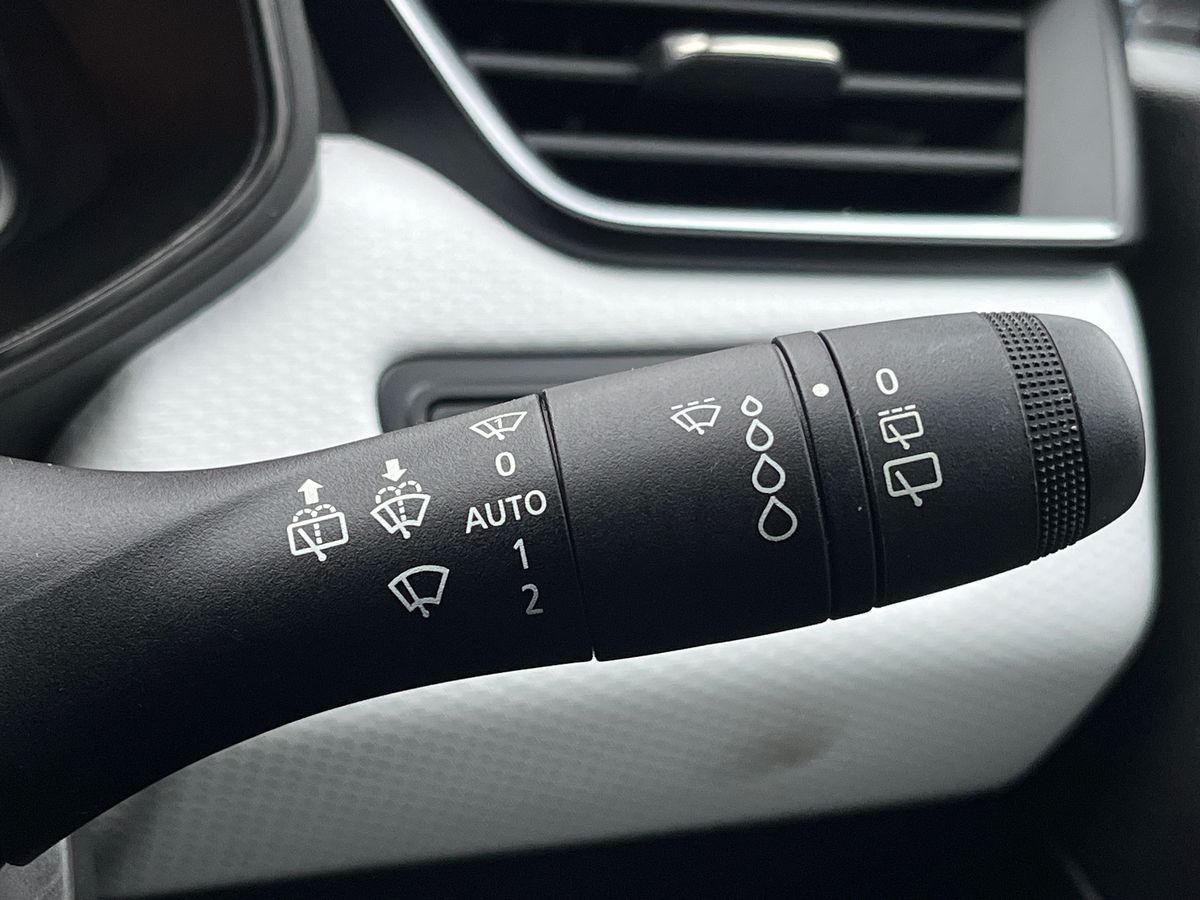 Used Renault Clio 2023 for sale - 77033804: Photo 41