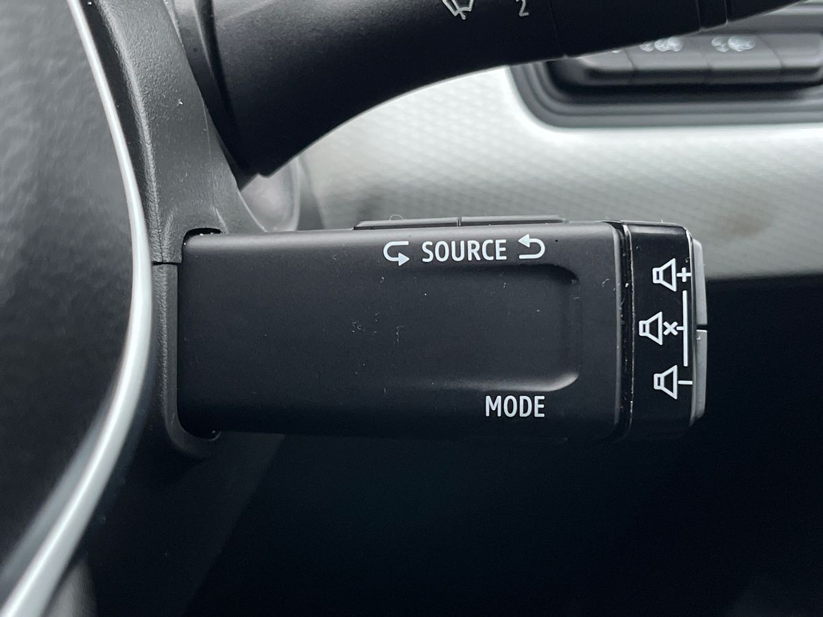 Used Renault Clio 2023 for sale - 77033804: Photo 42