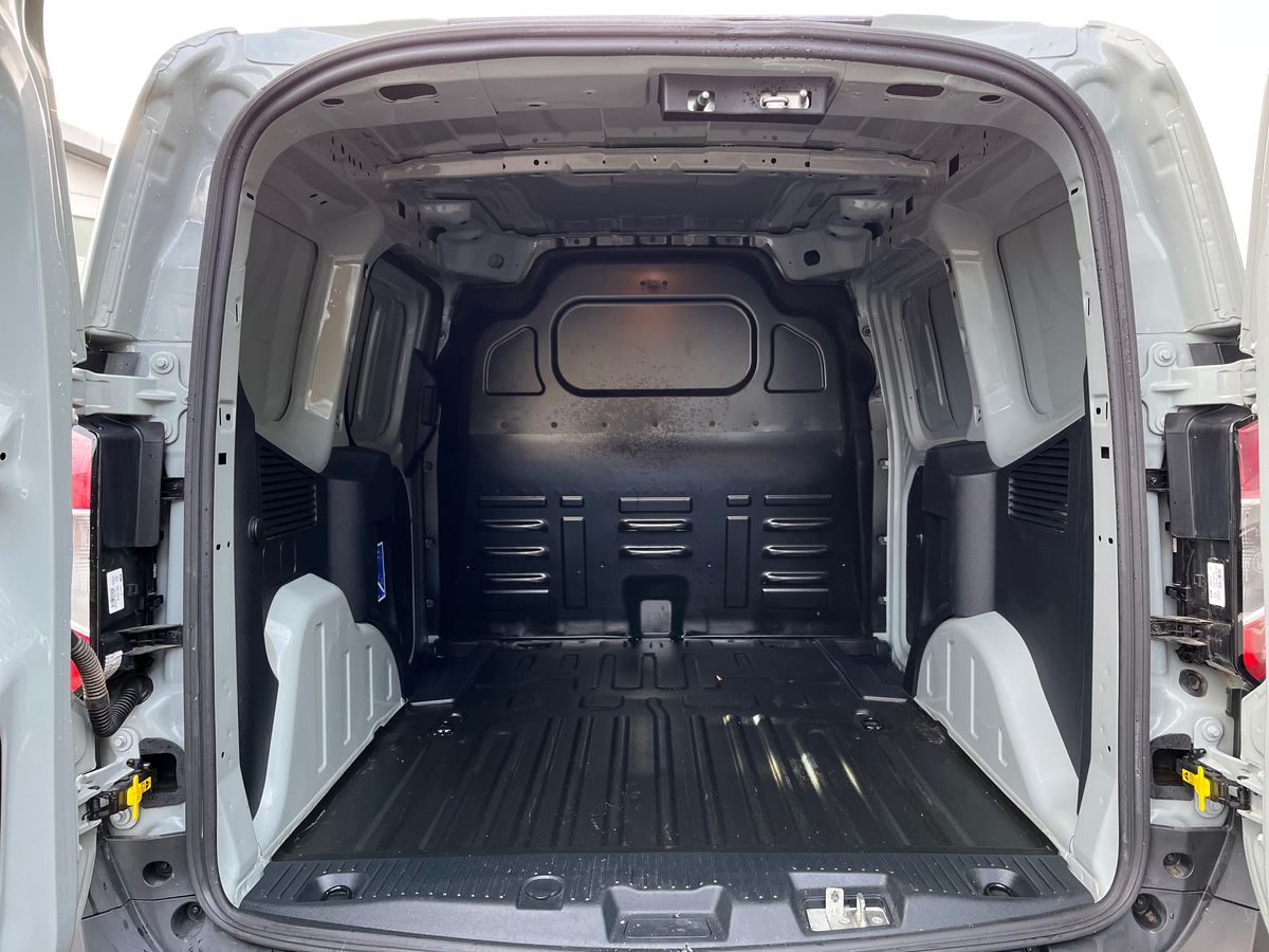 Used Ford Transit Courier 2024 for sale - 76611847: Photo 17