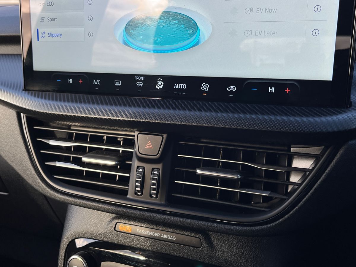 Used Ford Kuga 2025 for sale - 77113619: Photo 47