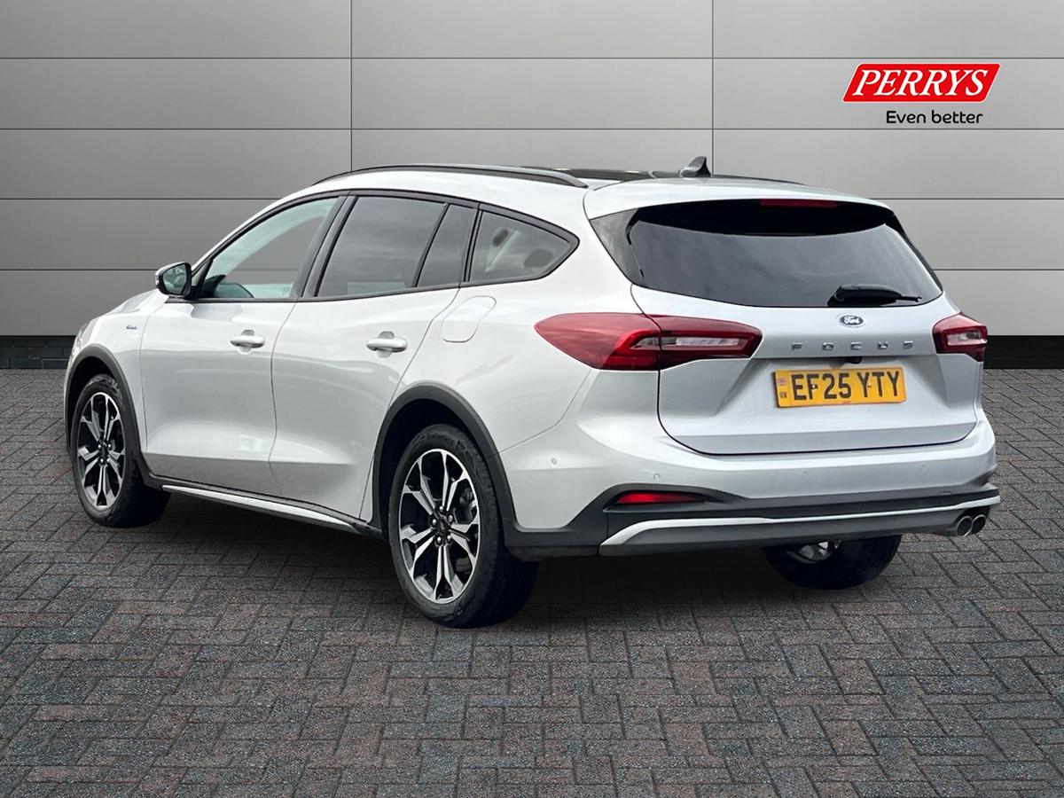 Used Ford Focus 2025 for sale - 76958050: Photo 2