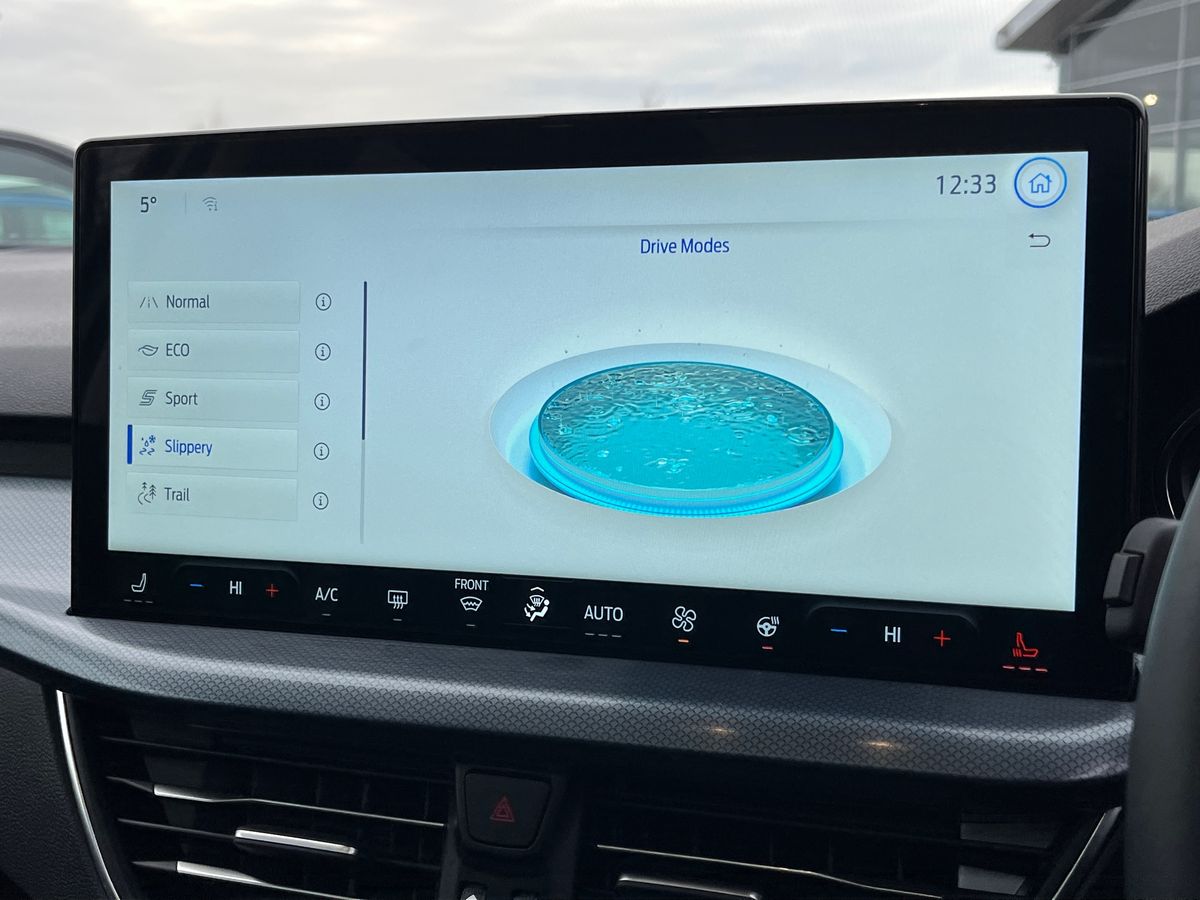 Used Ford Focus 2025 for sale - 76958050: Photo 41