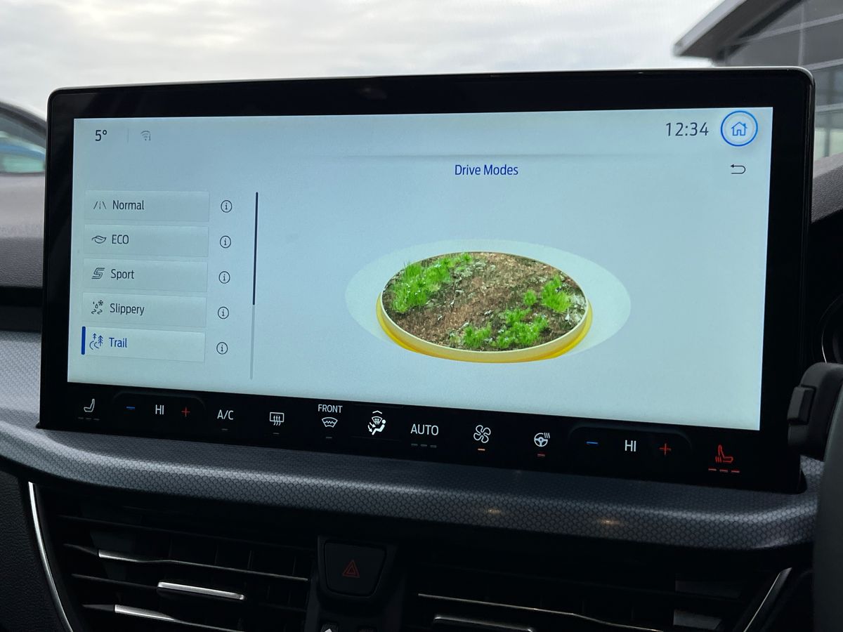 Used Ford Focus 2025 for sale - 76958050: Photo 42