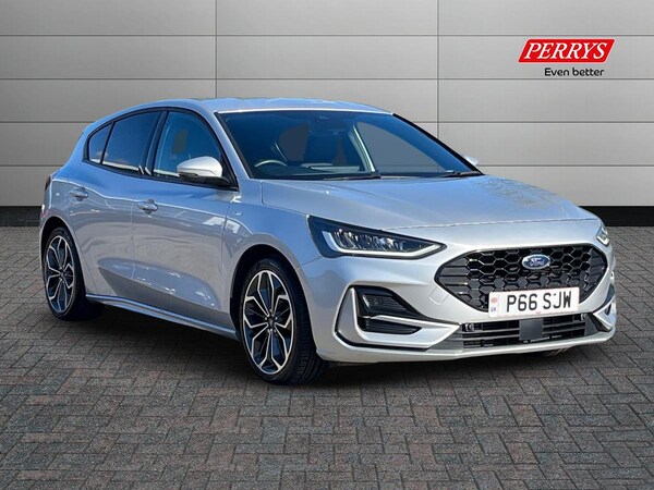 Used Ford Focus 2023 for sale - 76045442: Photo 1
