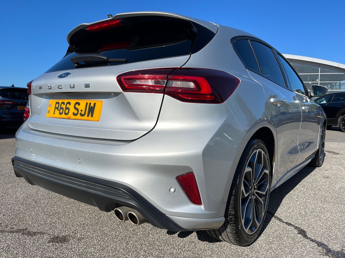 Used Ford Focus 2023 for sale - 76045442: Photo 23