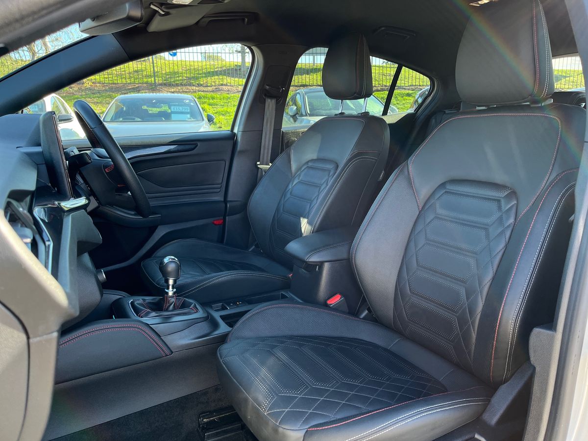 Used Ford Focus 2023 for sale - 76045442: Photo 33