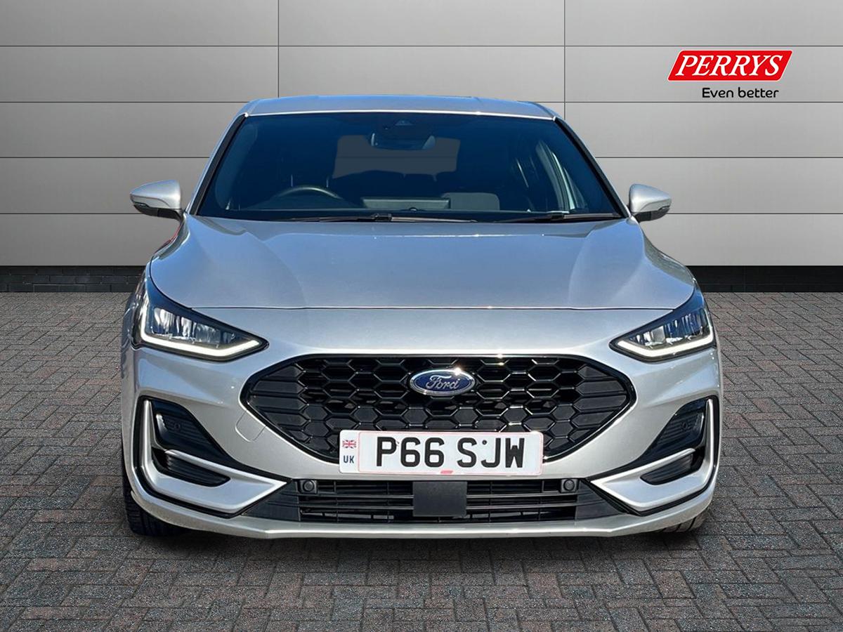 Used Ford Focus 2023 for sale - 76045442: Photo 4