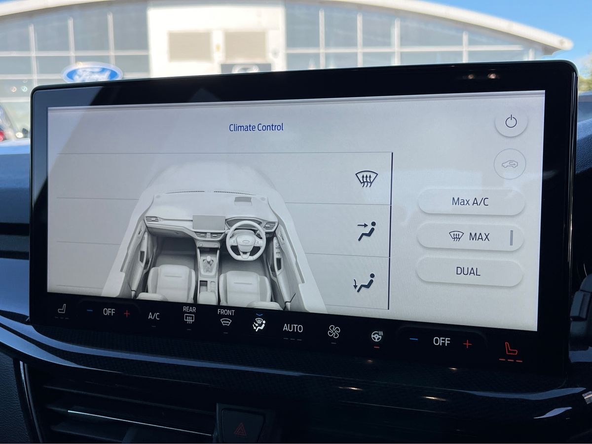 Used Ford Focus 2023 for sale - 76045442: Photo 40