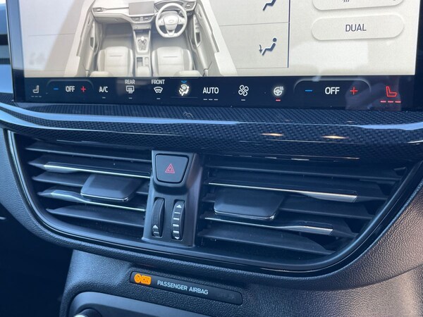 Used Ford Focus 2023 for sale - 76045442: Photo 46