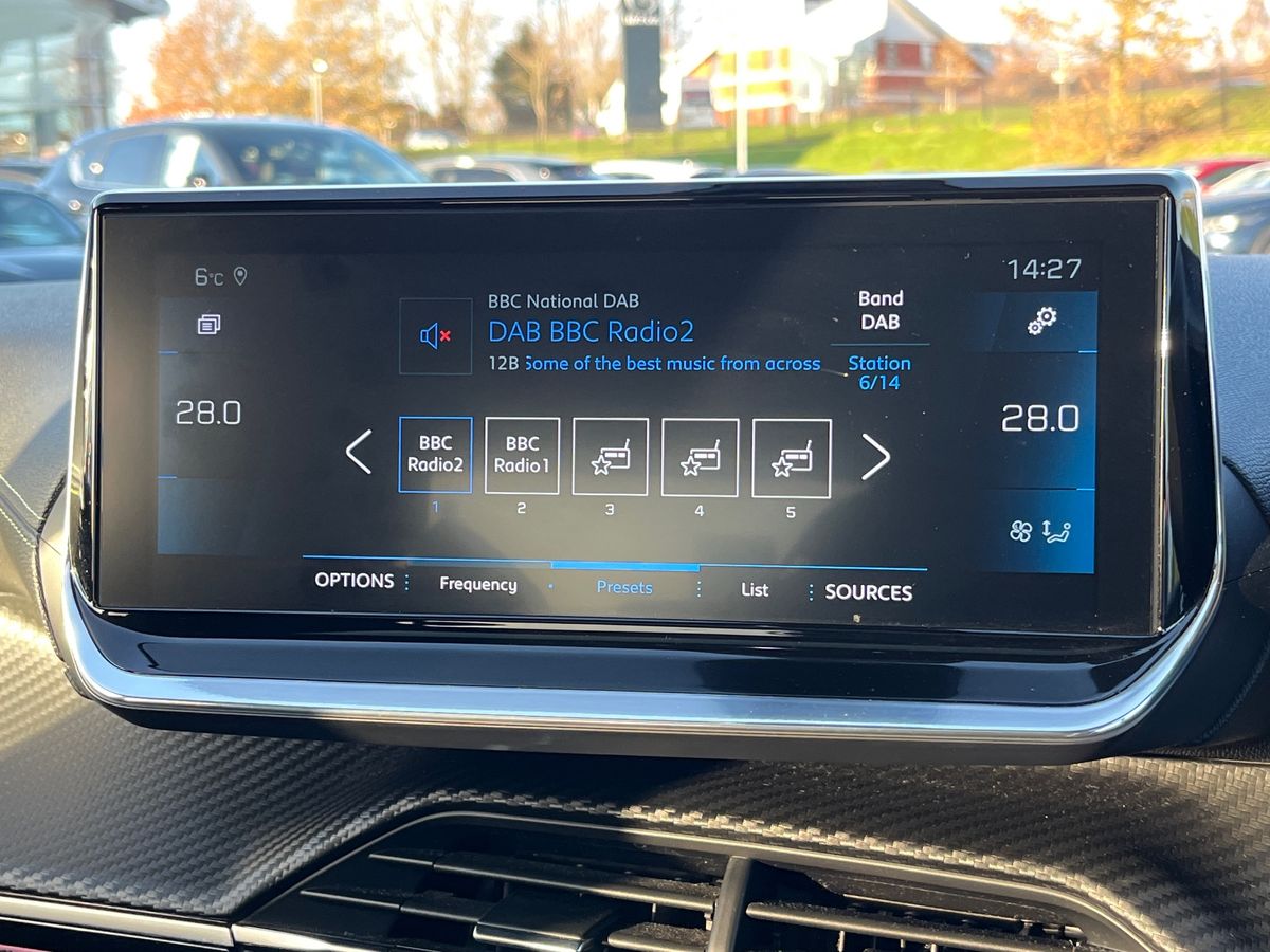 Used Peugeot 2008 2021 for sale - 76594746: Photo 10