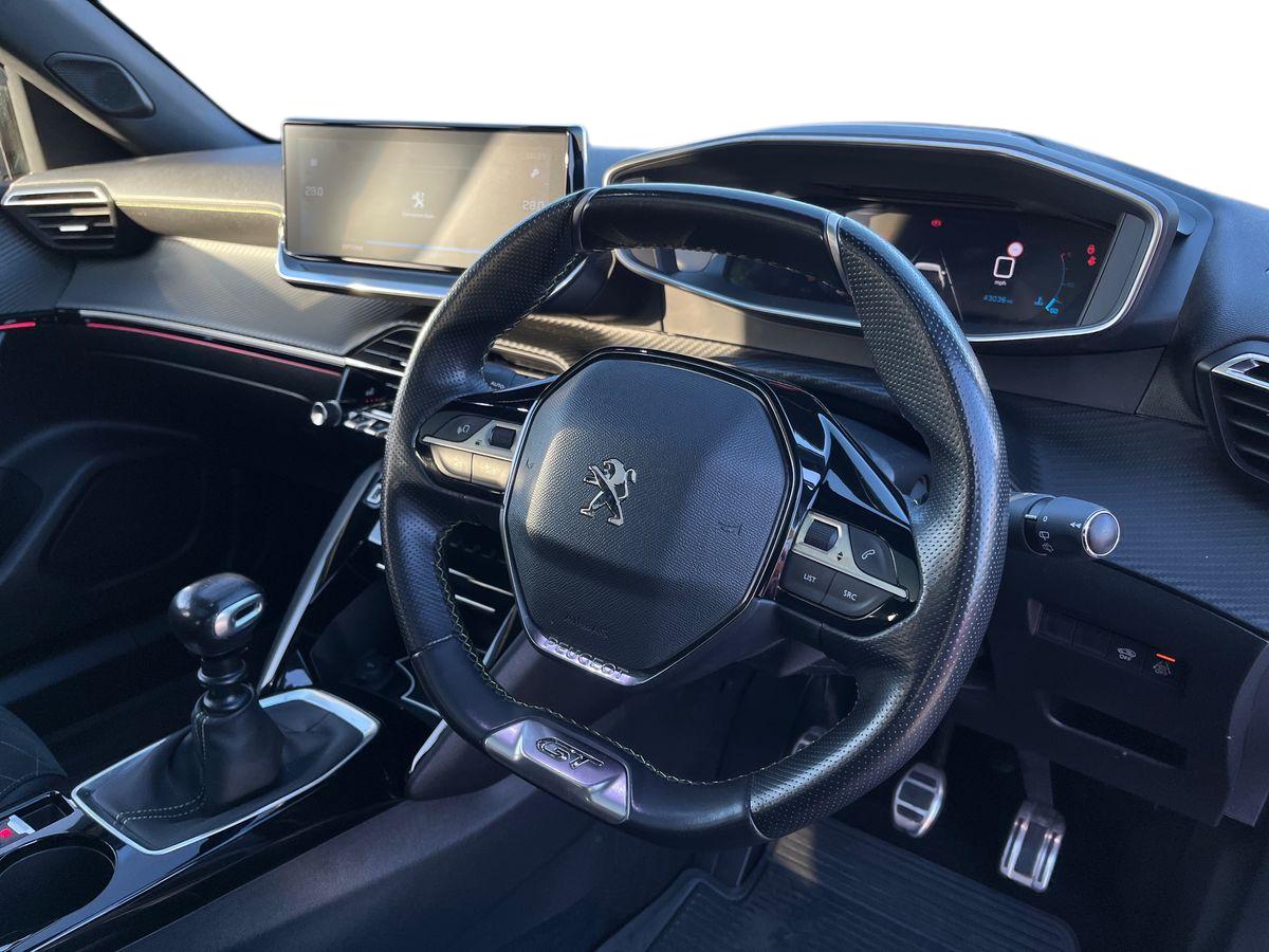 Used Peugeot 2008 2021 for sale - 76594746: Photo 8