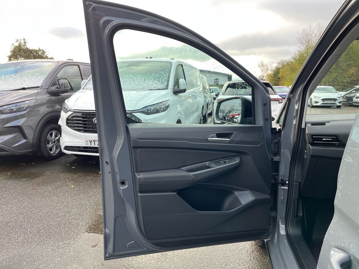 Used Ford Transit Connect 2025 for sale - 76611954: Photo 33