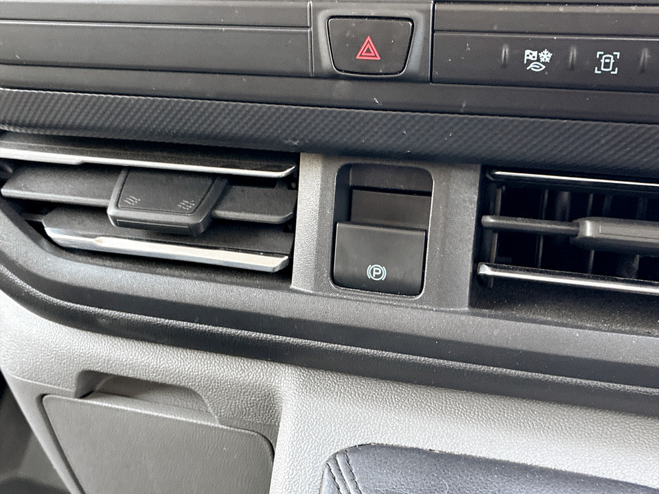 Used Ford Transit Custom 2025 for sale - 78177862: Photo 37