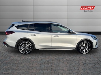 Used Ford Focus 2025 for sale - 76905676: Photo