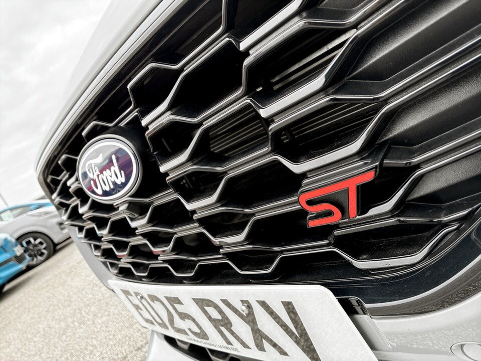 Used Ford Puma 2025 for sale - 78105380: Photo 32