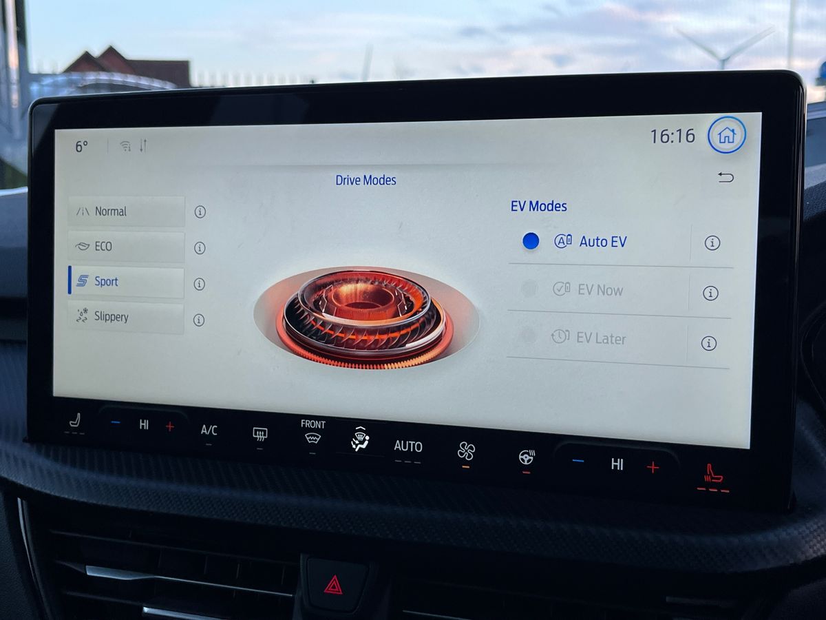 Used Ford Kuga 2025 for sale - 77271677: Photo 49