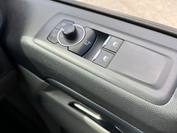 Used Ford Transit Custom 2024 for sale - 75651257: Photo 17