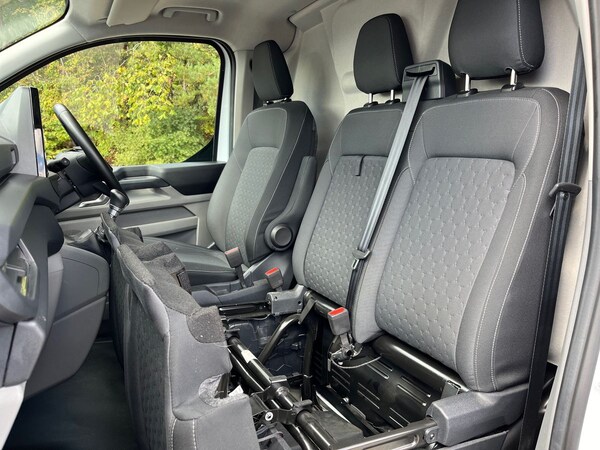 Used Ford Transit Custom 2024 for sale - 75651257: Photo 32