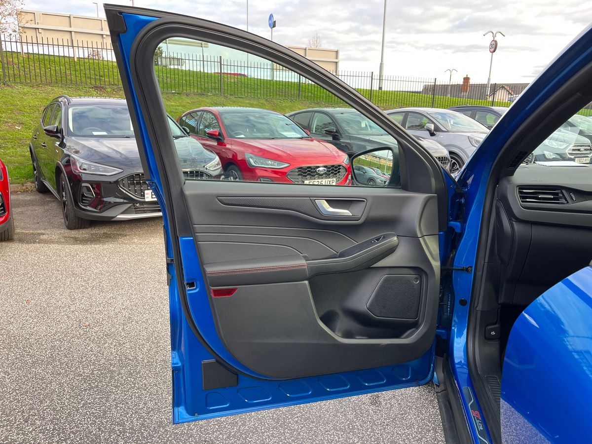 Used Ford Kuga 2024 for sale - 76351872: Photo 41