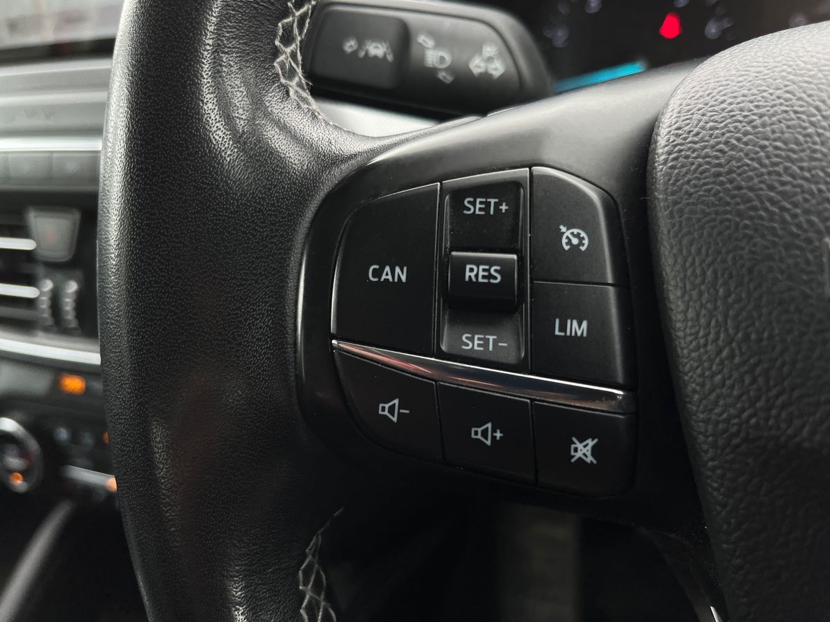 Used Ford Focus 2018 for sale - 76412842: Photo 16