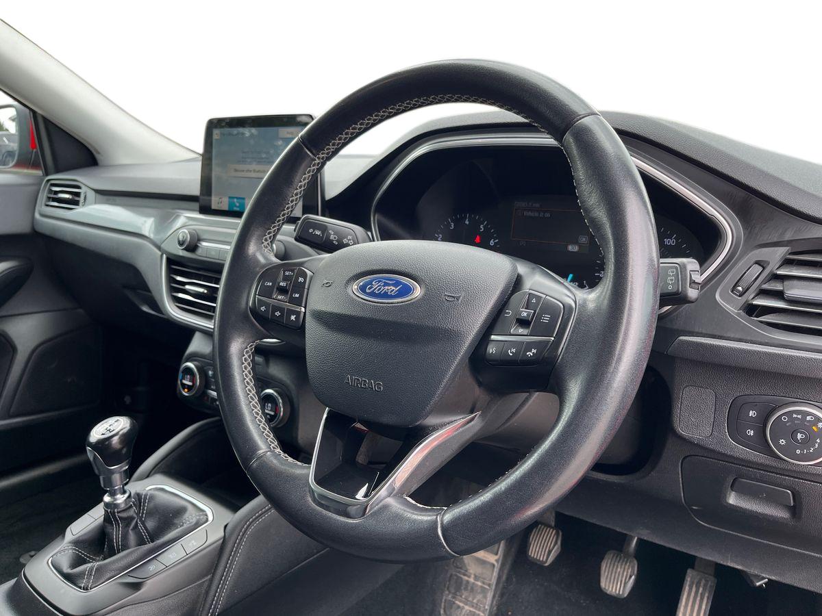 Used Ford Focus 2018 for sale - 76412842: Photo 8