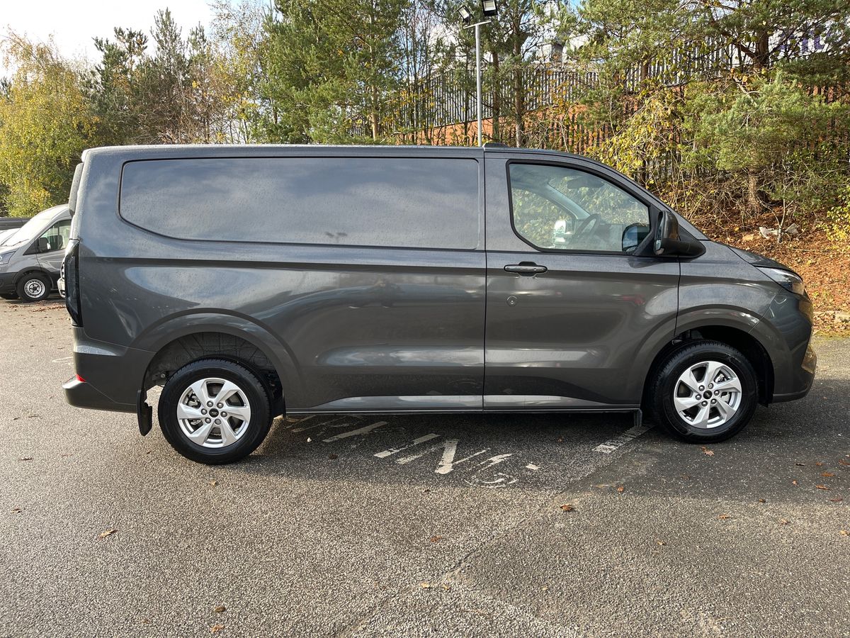 Used Ford Transit Custom 2025 for sale - 76611845: Photo 25