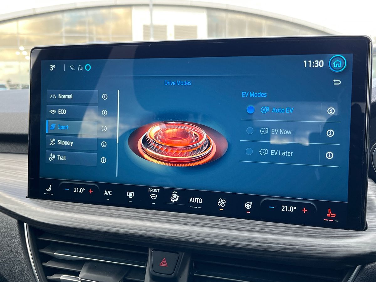 Used Ford Kuga 2025 for sale - 77125337: Photo 46