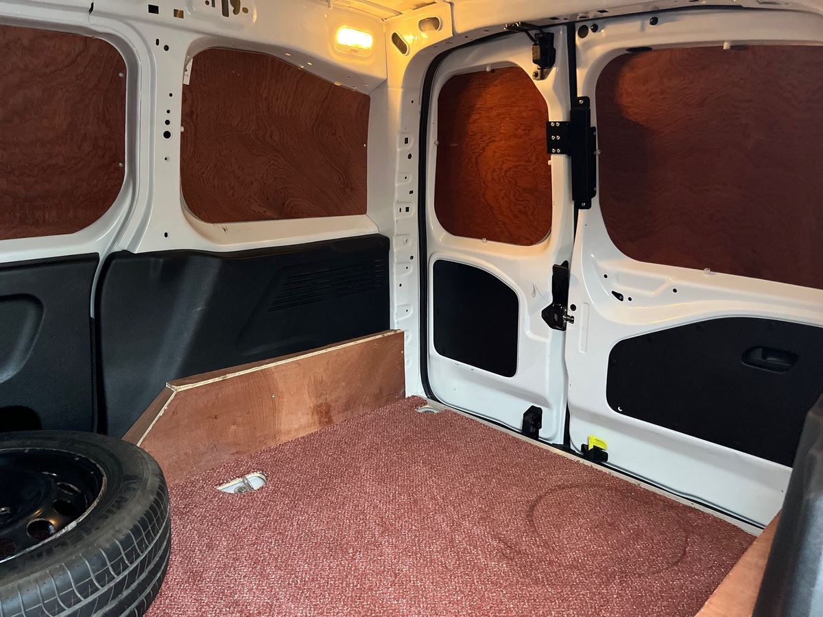 Used Peugeot Partner 2021 for sale - 76462257: Photo 25