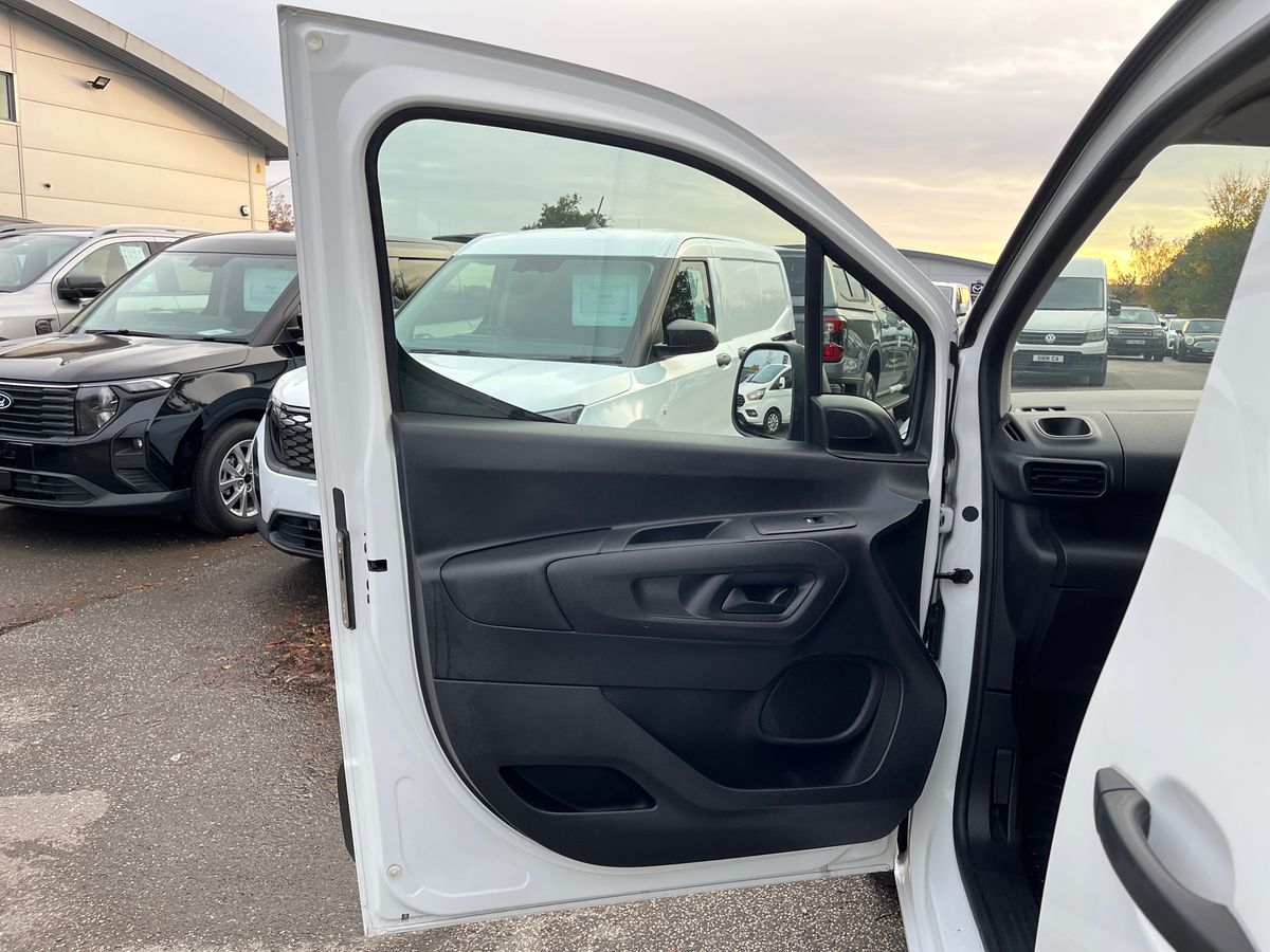 Used Peugeot Partner 2021 for sale - 76462257: Photo 26