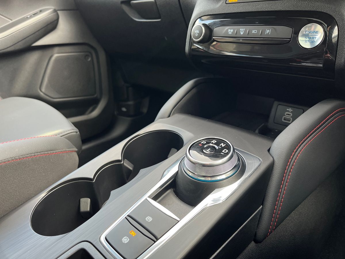 Used Ford Kuga 2024 for sale - 76341227: Photo 18