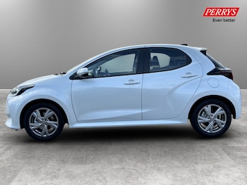 Used Toyota Yaris 2026 for sale - 78092060: Photo