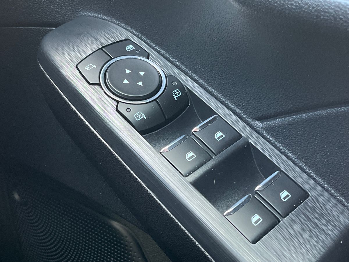 Used Ford Kuga 2025 for sale - 76373895: Photo 18