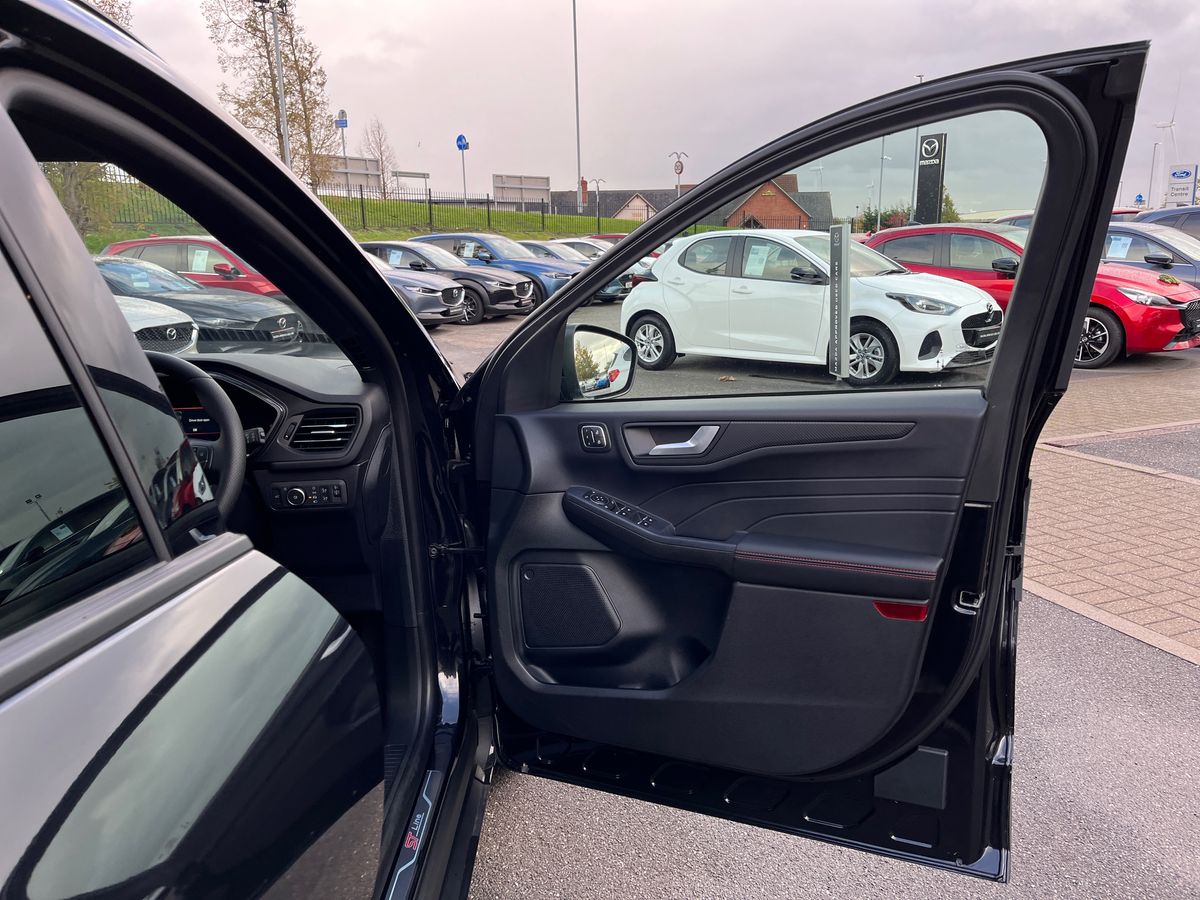 Used Ford Kuga 2025 for sale - 76373895: Photo 36
