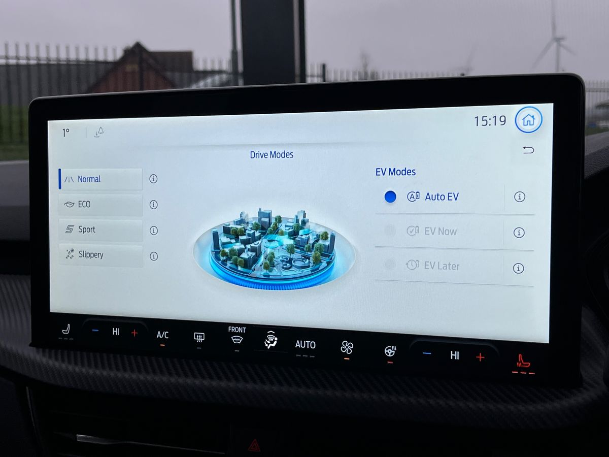 Used Ford Kuga 2025 for sale - 77340713: Photo 45