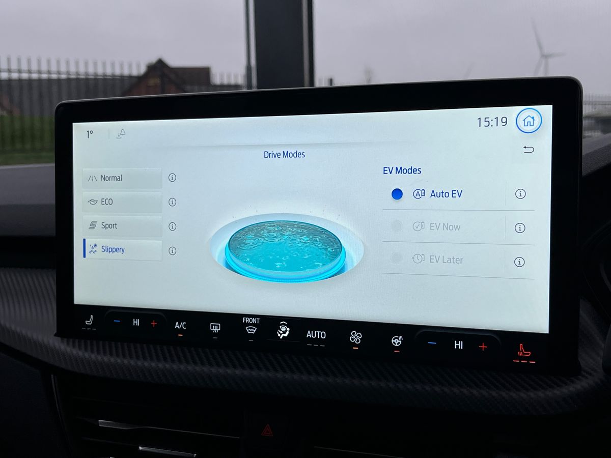 Used Ford Kuga 2025 for sale - 77340713: Photo 48