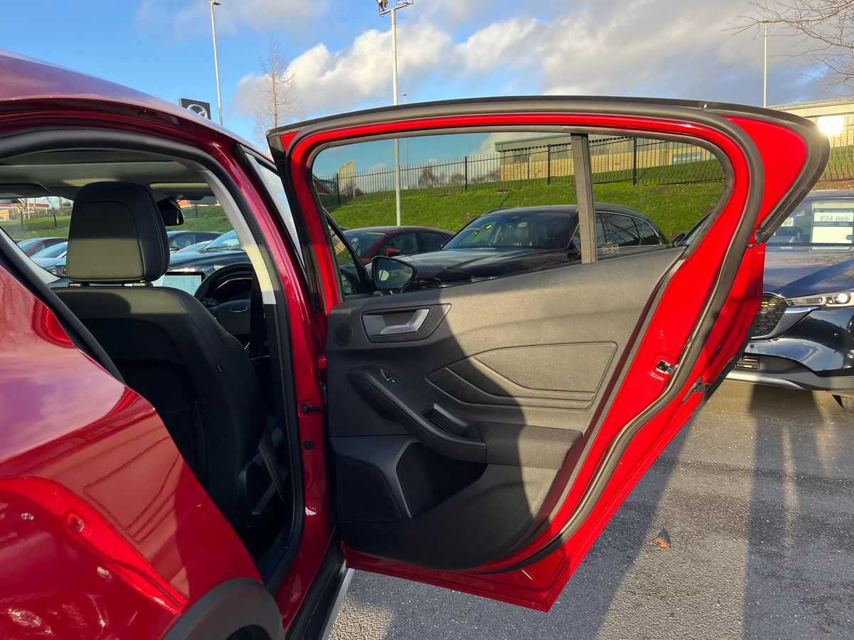 Used Ford Focus 2025 for sale - 76905665: Photo 31