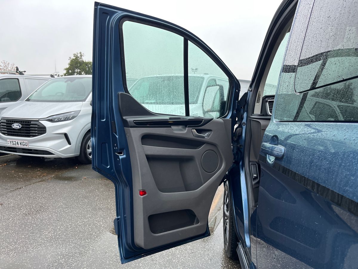 Used Ford Transit Custom 2021 for sale - 76518239: Photo 30