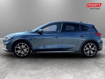 Used Ford Focus 2021 for sale - 78755275: Photo