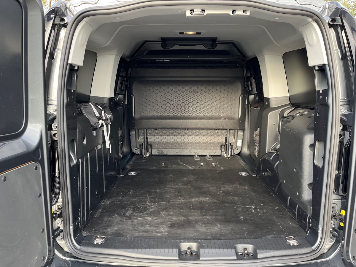 Used Ford Transit Connect 2025 for sale - 76650623: Photo 17