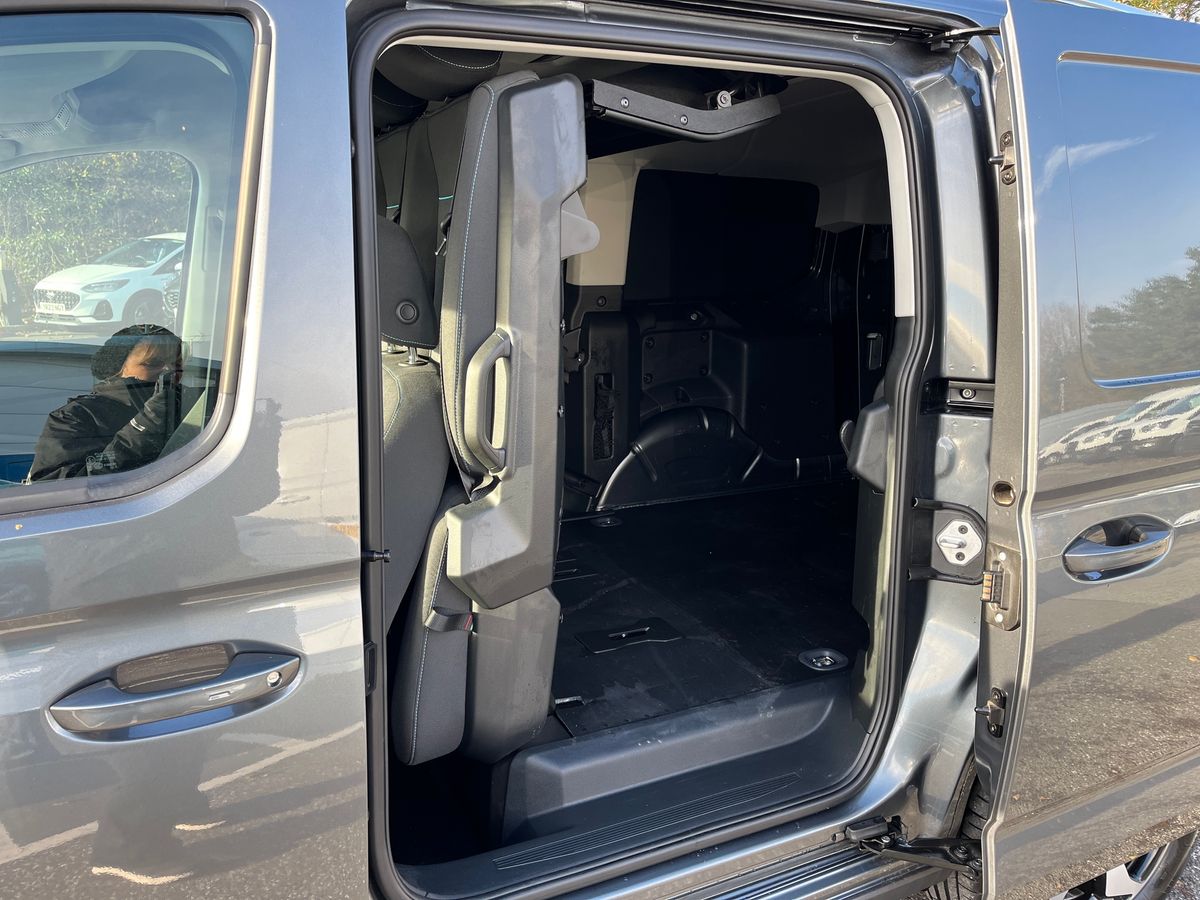 Used Ford Transit Connect 2025 for sale - 76650623: Photo 28