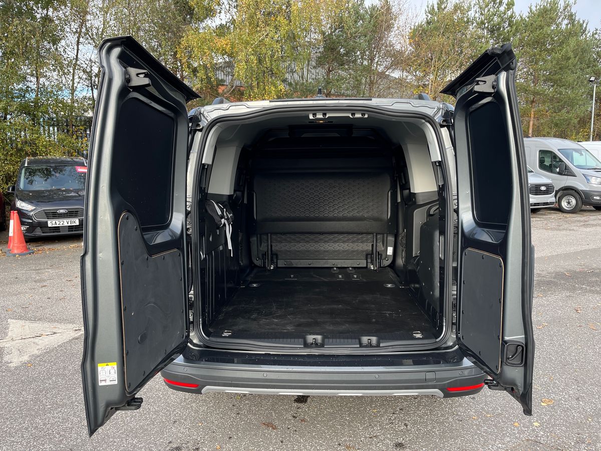 Used Ford Transit Connect 2025 for sale - 76650623: Photo 43