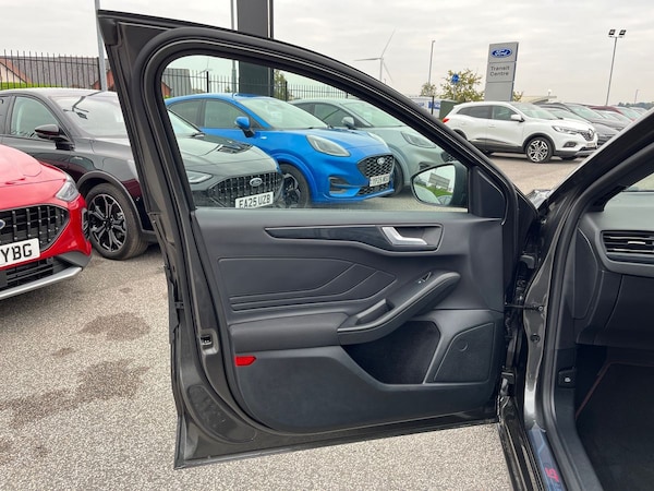 Used Ford Focus 2025 for sale - 76310957: Photo 37