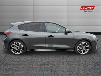 Used Ford Focus 2025 for sale - 76310957: Photo 4