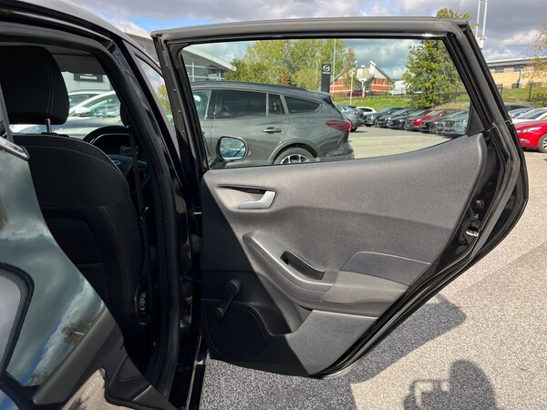 Used Ford Fiesta 2018 for sale - 76097419: Photo 31