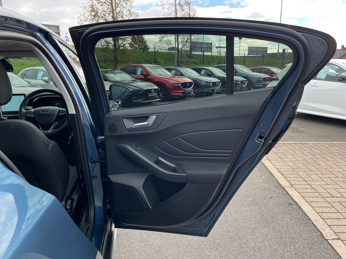 Used Ford Focus 2025 for sale - 76373905: Photo 32