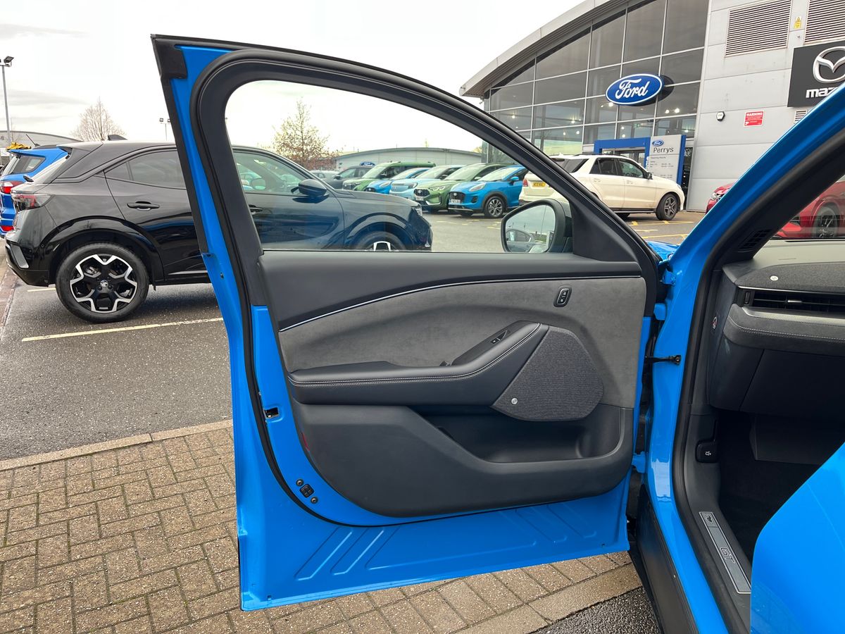 Used Ford Mustang Mach-E 2025 for sale - 76958052: Photo 36