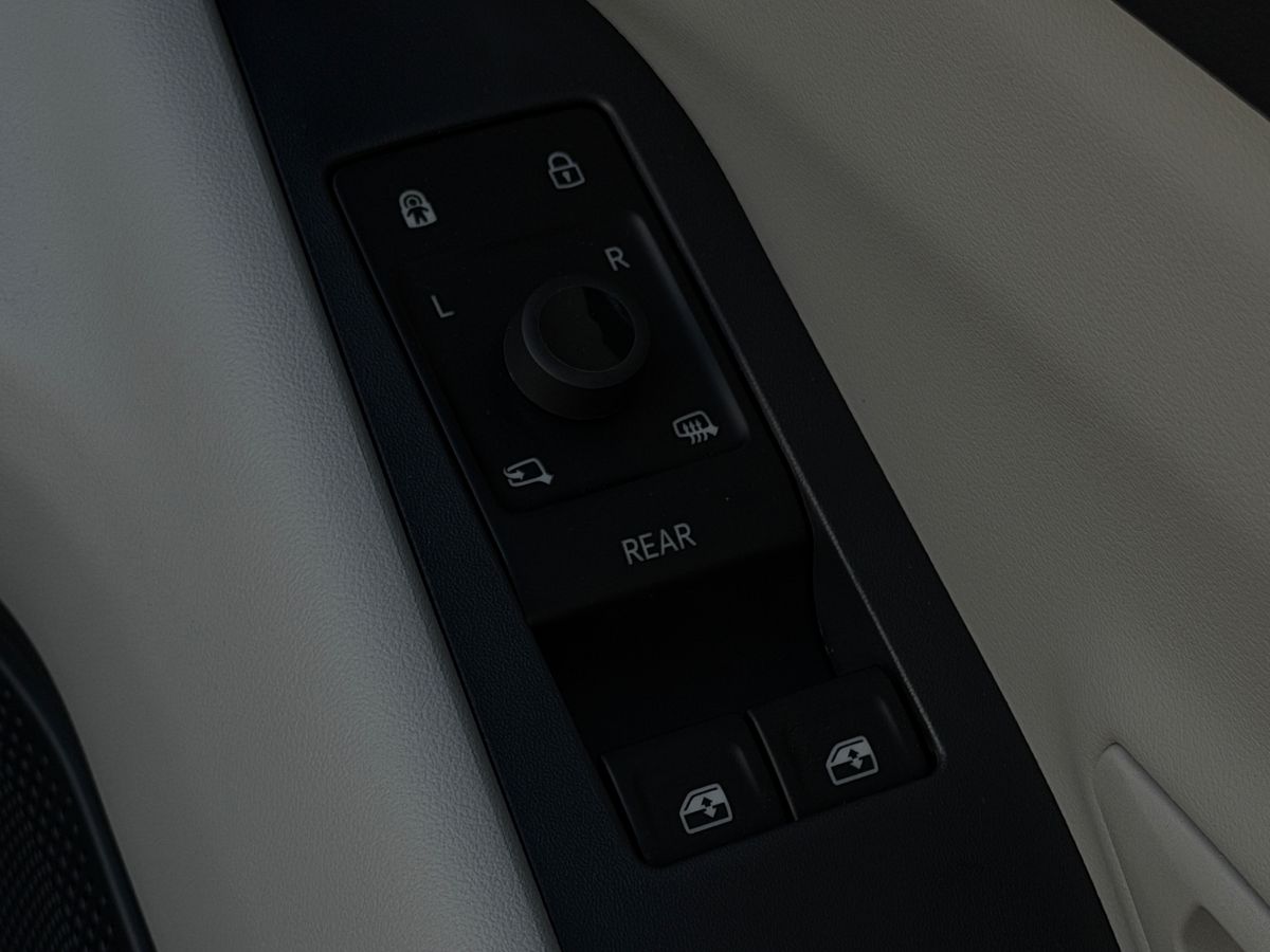 Used Ford Explorer 2026 for sale - 77604127: Photo 18