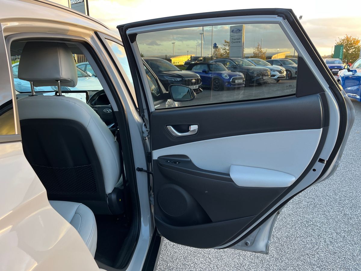 Used Hyundai KONA 2023 for sale - 76412807: Photo 28