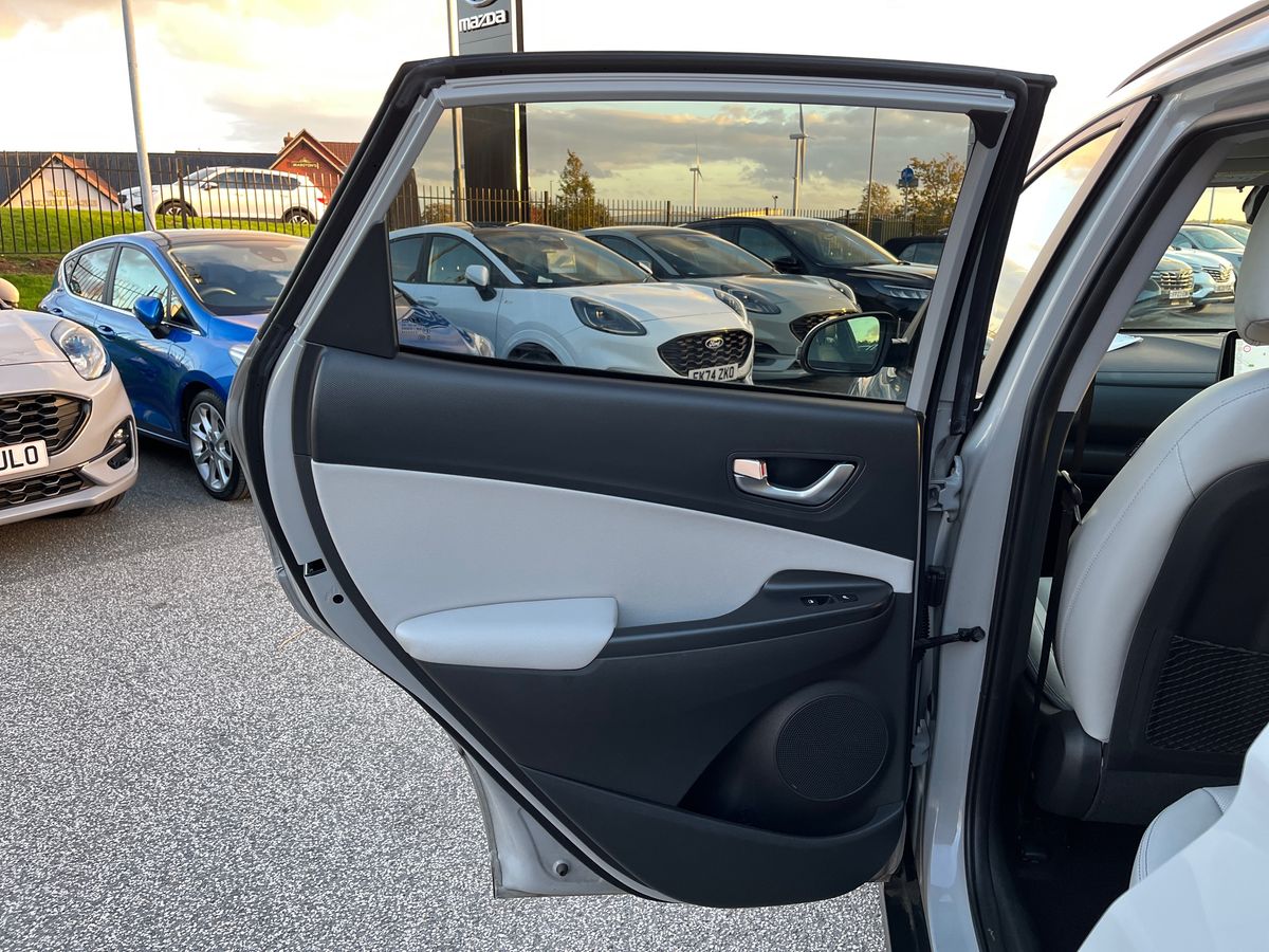 Used Hyundai KONA 2023 for sale - 76412807: Photo 29