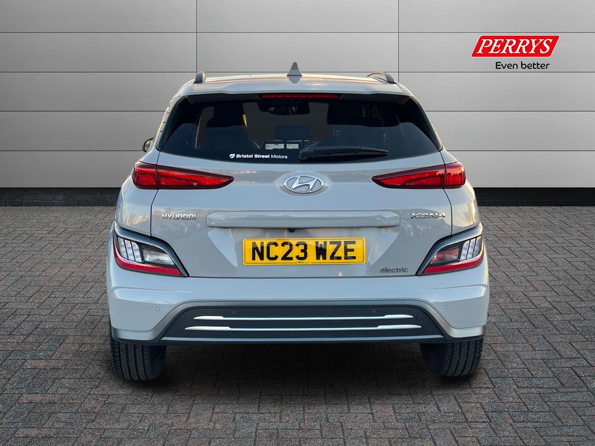 Used Hyundai KONA 2023 for sale - 76412807: Photo 3